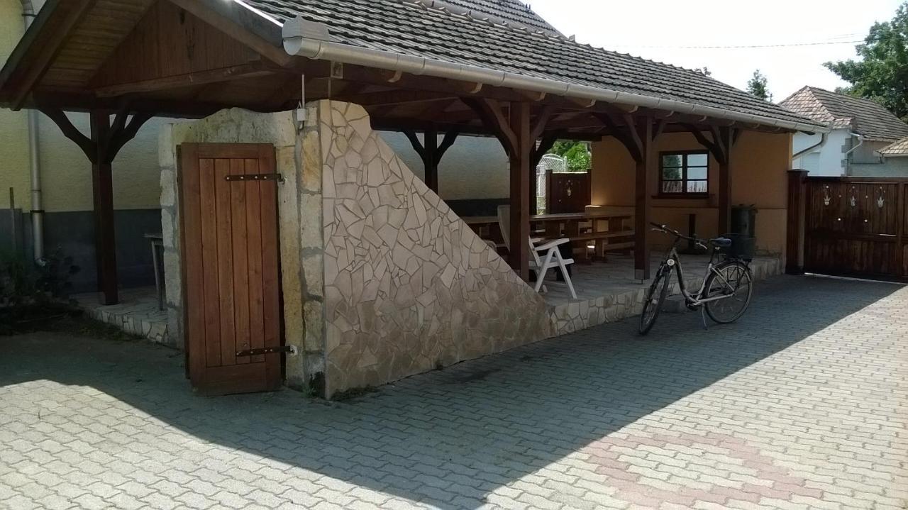 Villa Giulia Vendeghaz Verpelét Eksteriør billede